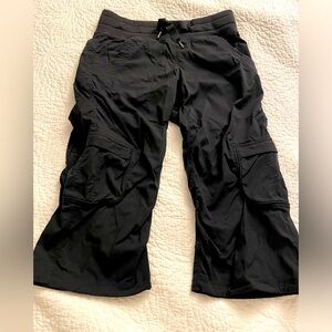 Women’s Black Dance Studio Cargo Pants Crop Size 4